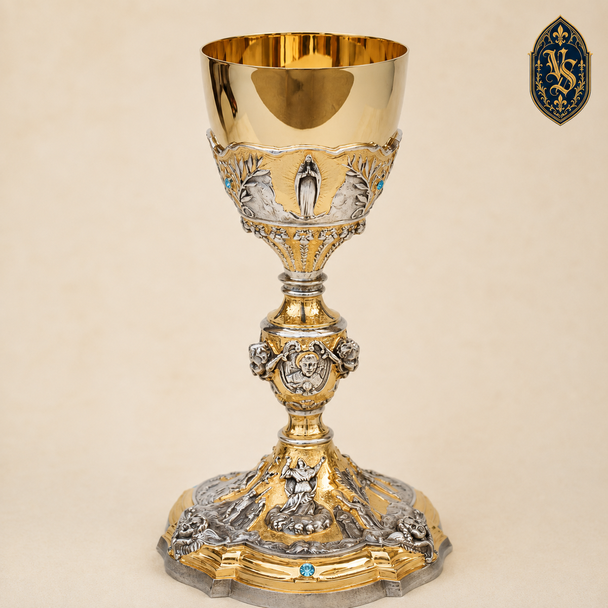 Kielich mszalny złocono-srebrzony z błękitnymi kamieniami – KSCM-013