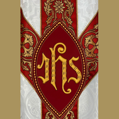 White Semi-Gothic Chasuble
