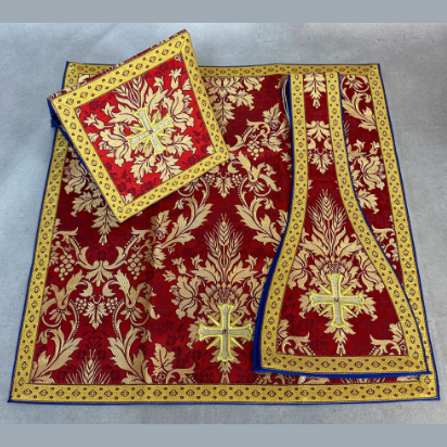 Roman Chasuble Red