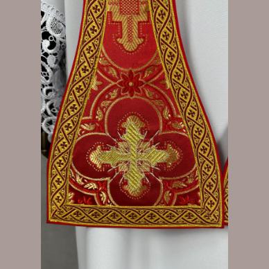 Roman Chasuble "Crucifixion" Red