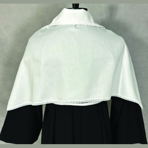 Cotton amice trimmed with lace HM01-013