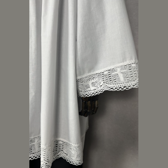 Cotton surplice with lace KM01-021