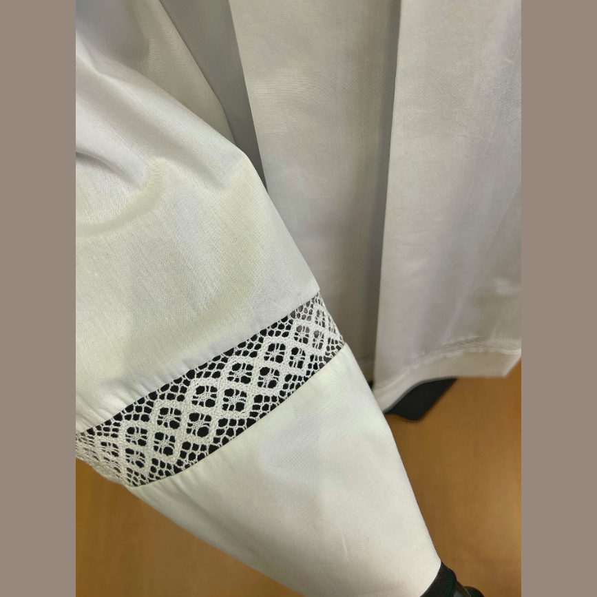 Surplice with two narrow cotton inserts KM01-008