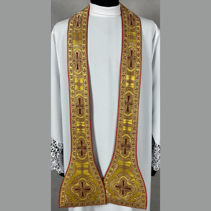 Roman Chasuble "Crucifixion" Gold