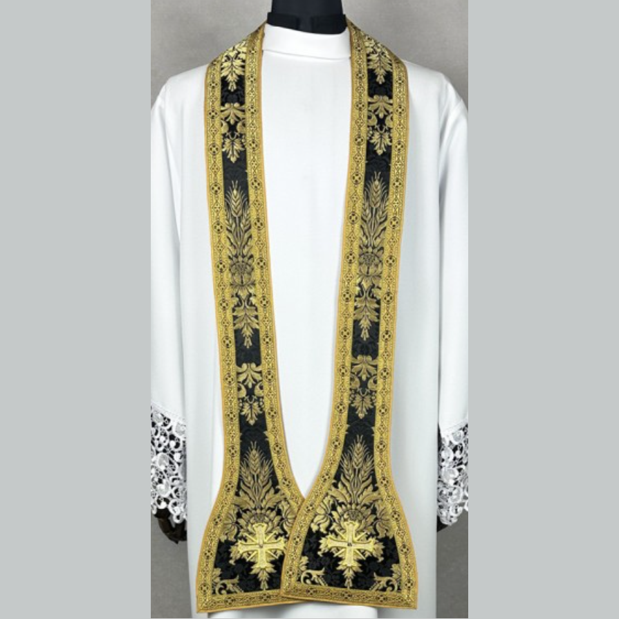 Roman chasuble with Requiem cross Black Purple