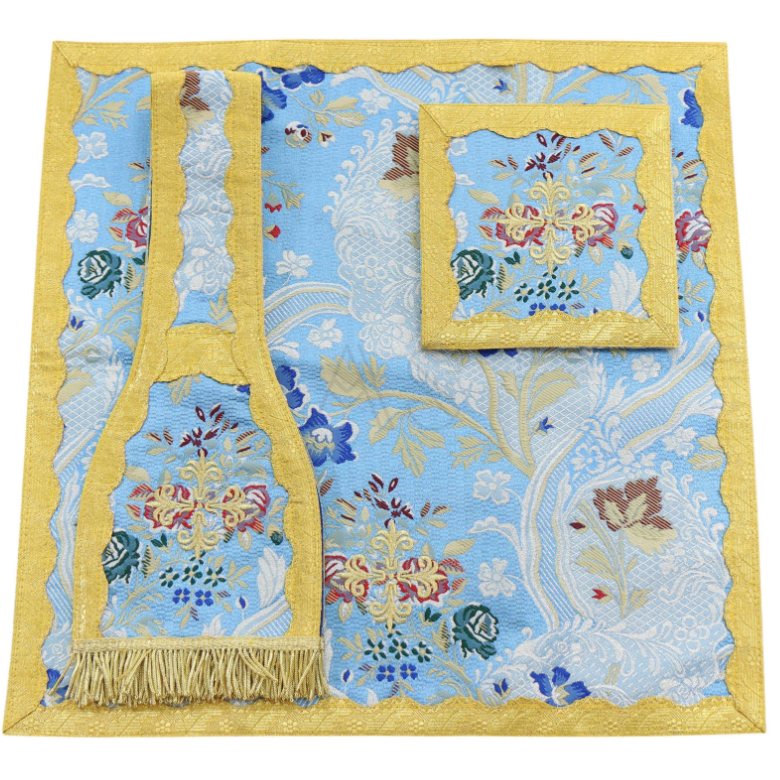 Roman Marian chasuble