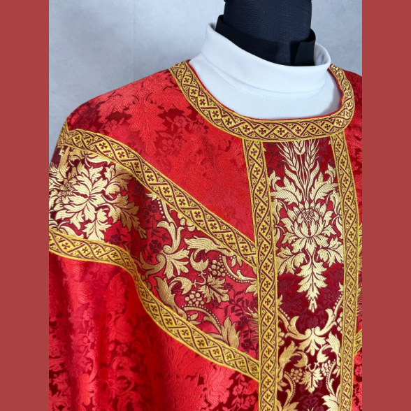 Semi-Gothic Chasuble, Red
