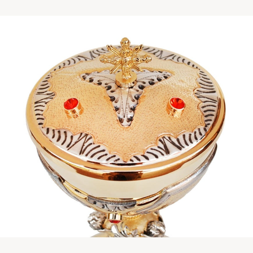 Cyborium liturgiczne złocone, bogato zdobione z czerwonymi kamieniami 26 cm – CBSCM-008