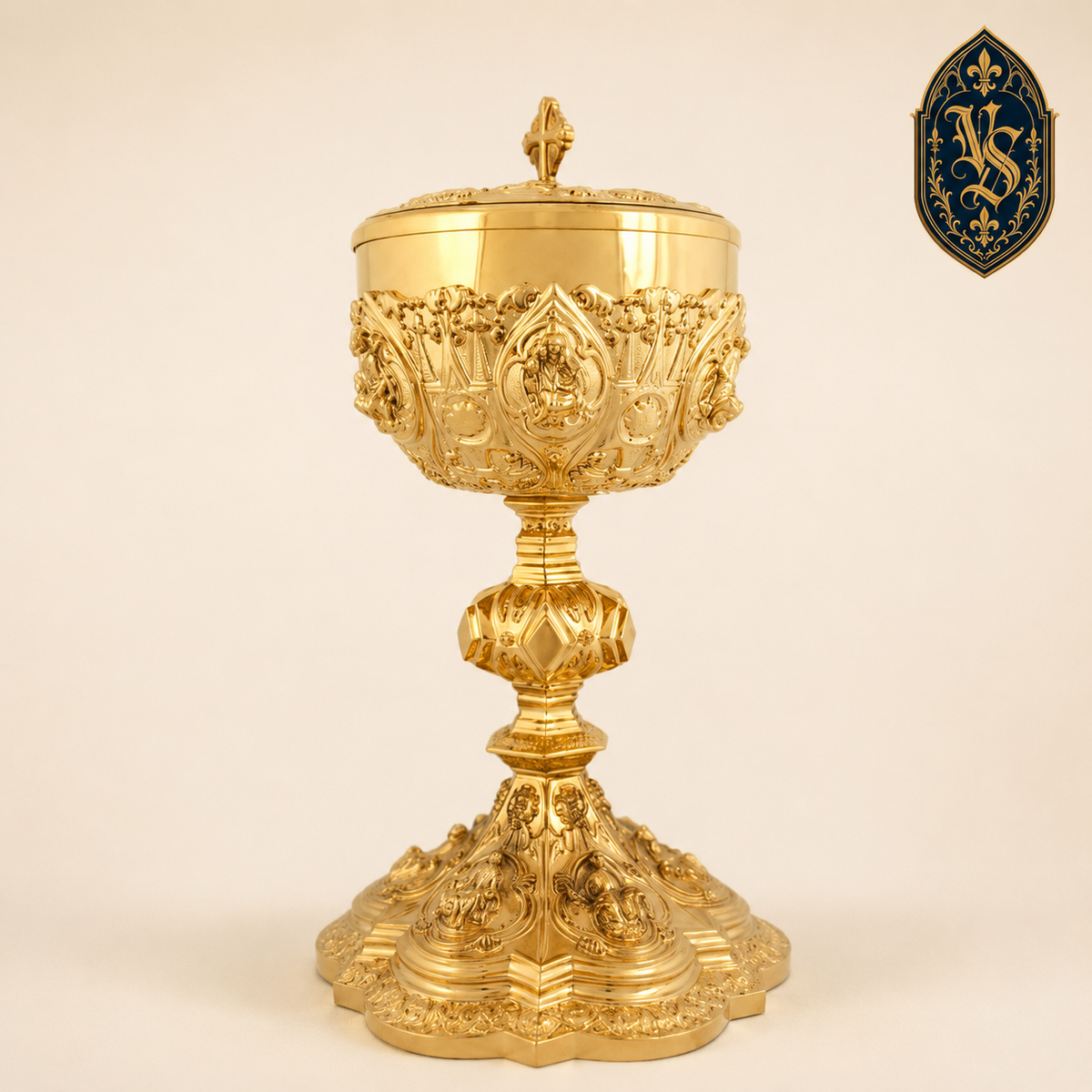 Cyborium liturgiczne złocone, bogato zdobione 26 cm – CBSCM-007
